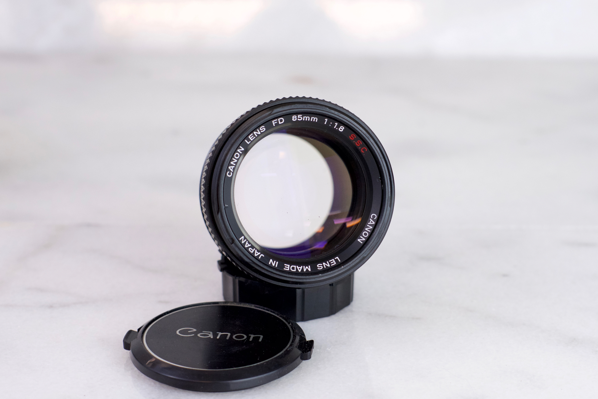 CANON LENS New FD 85mm F1.8 キャノン CANON LENS New FD 85mm F1.8 FDマウント キヤノン MF一眼用交換レンズ